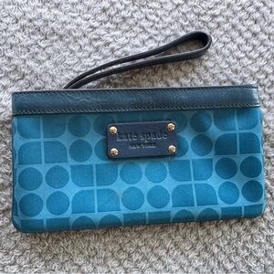 Kate Spade Teal Logo Wristlet 🩵🩵🩵🩵